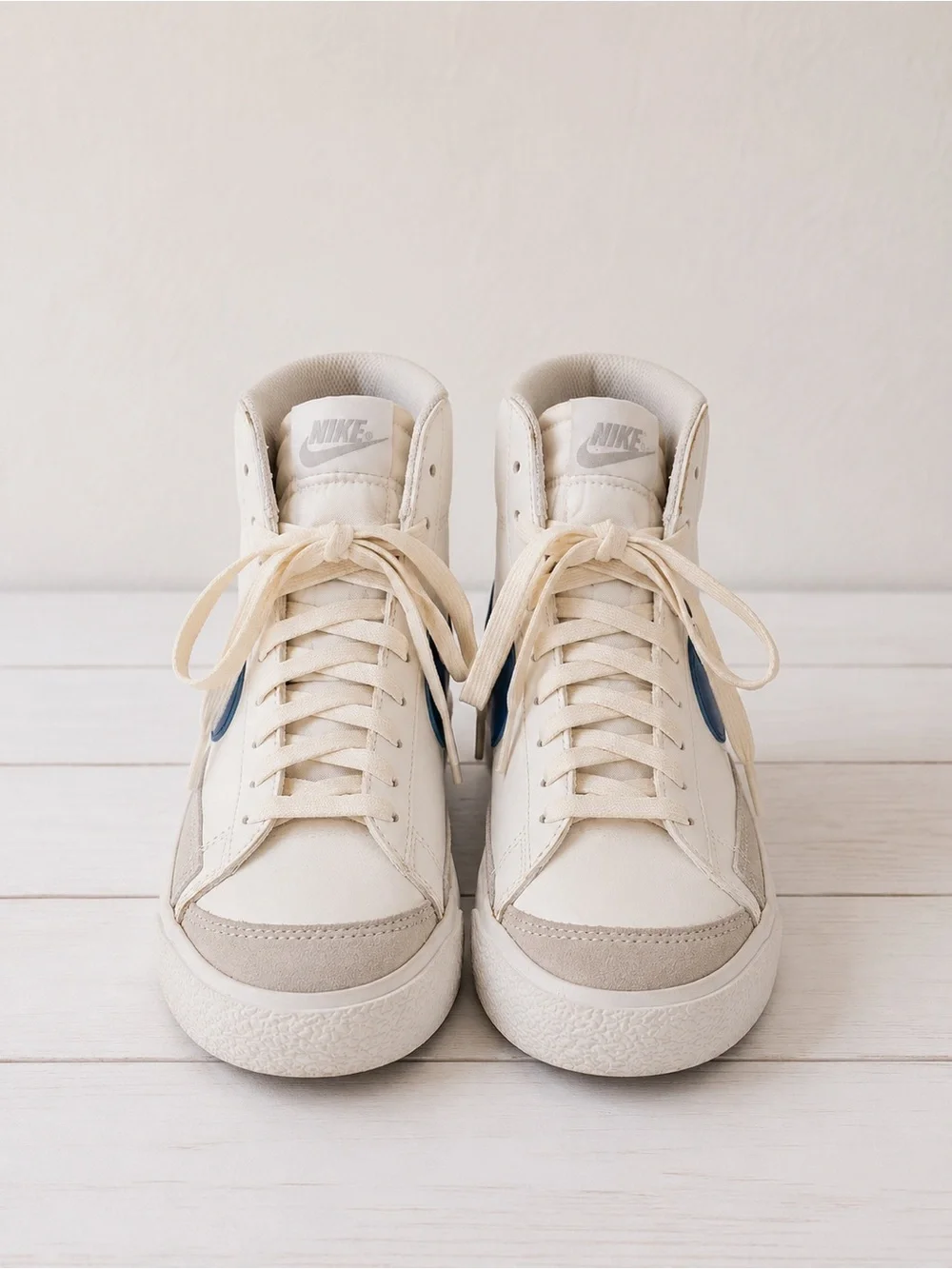 Nike White Leather Mid Top Blazer Mid 77’ Sail Game Royal Blue Sneakers GUC
